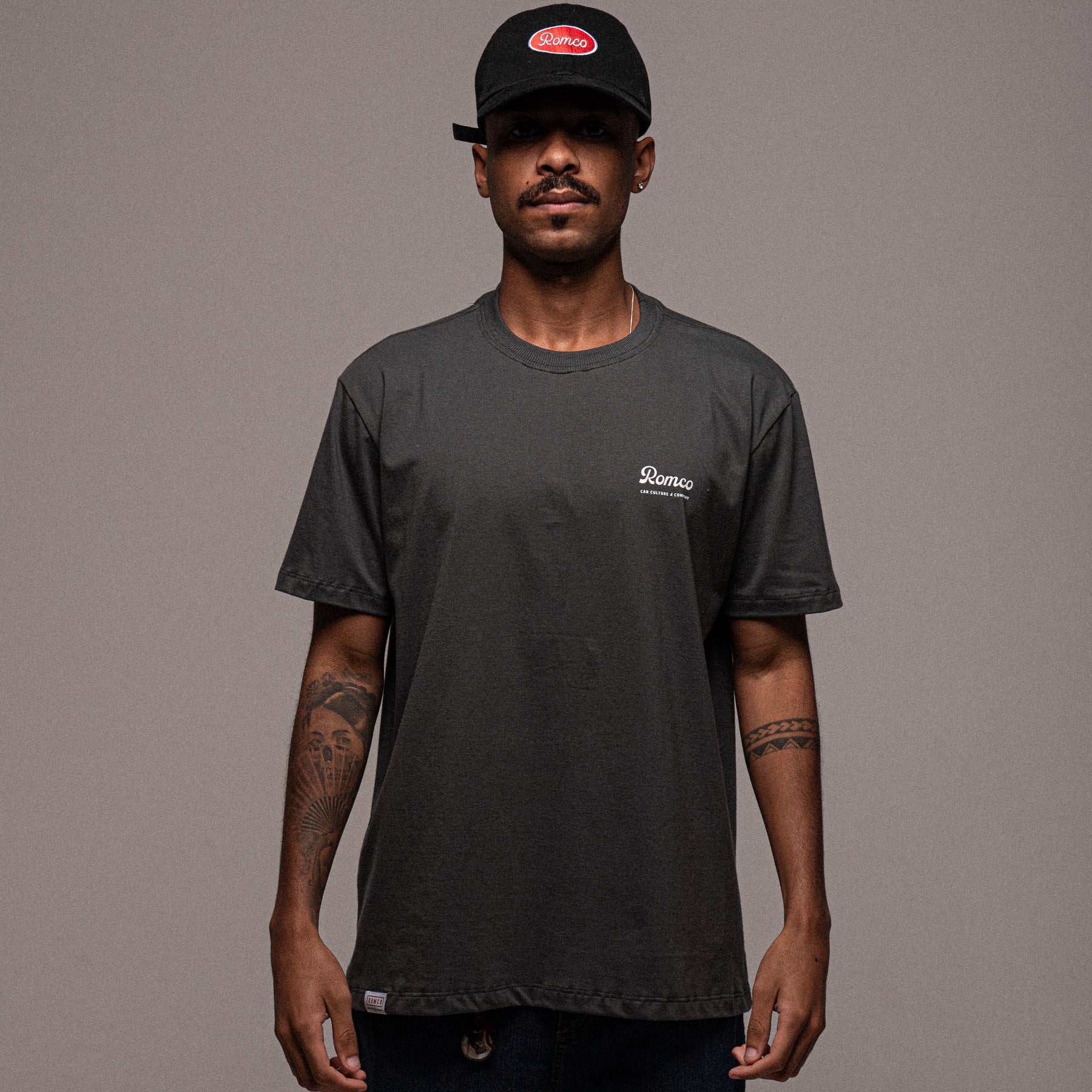 Camiseta Staff Chumbo