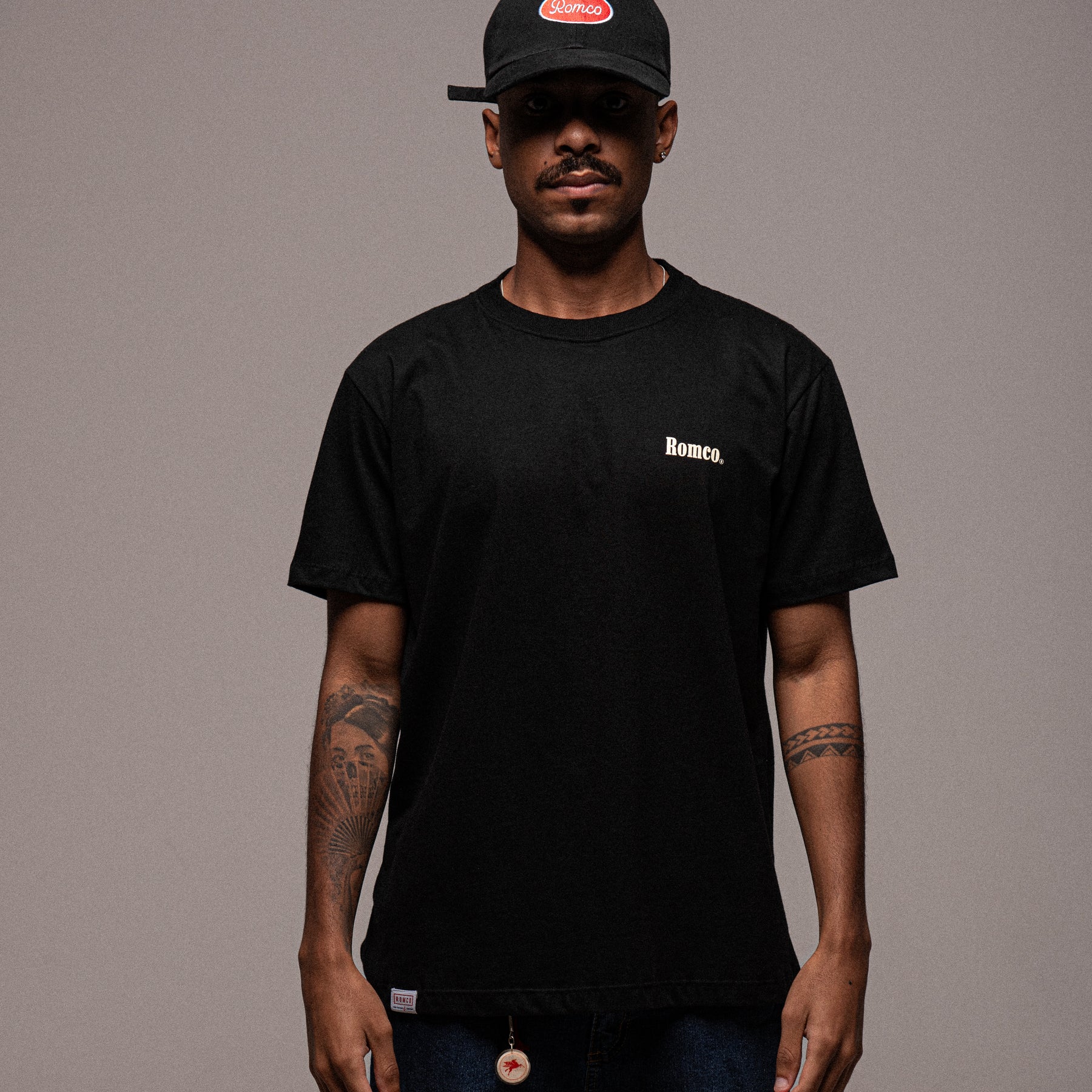 Camiseta Reparos Black