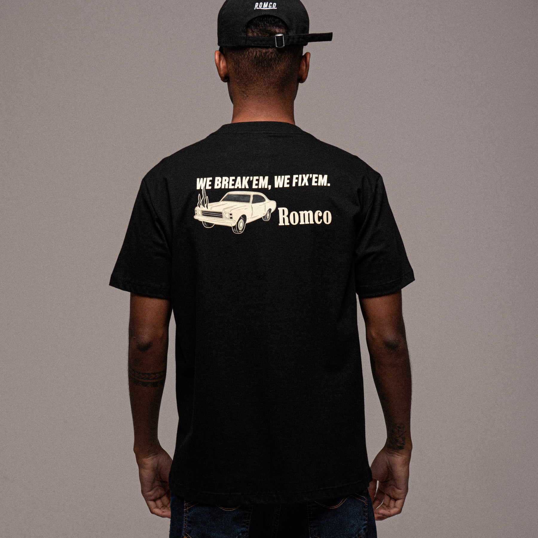 Camiseta Reparos Black