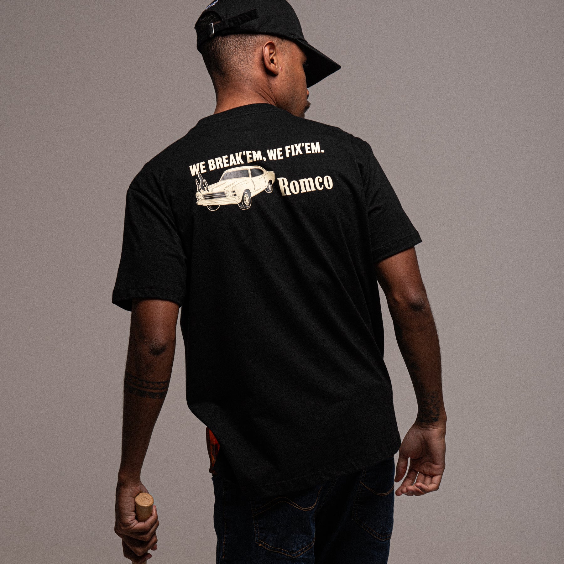 Camiseta Reparos Black