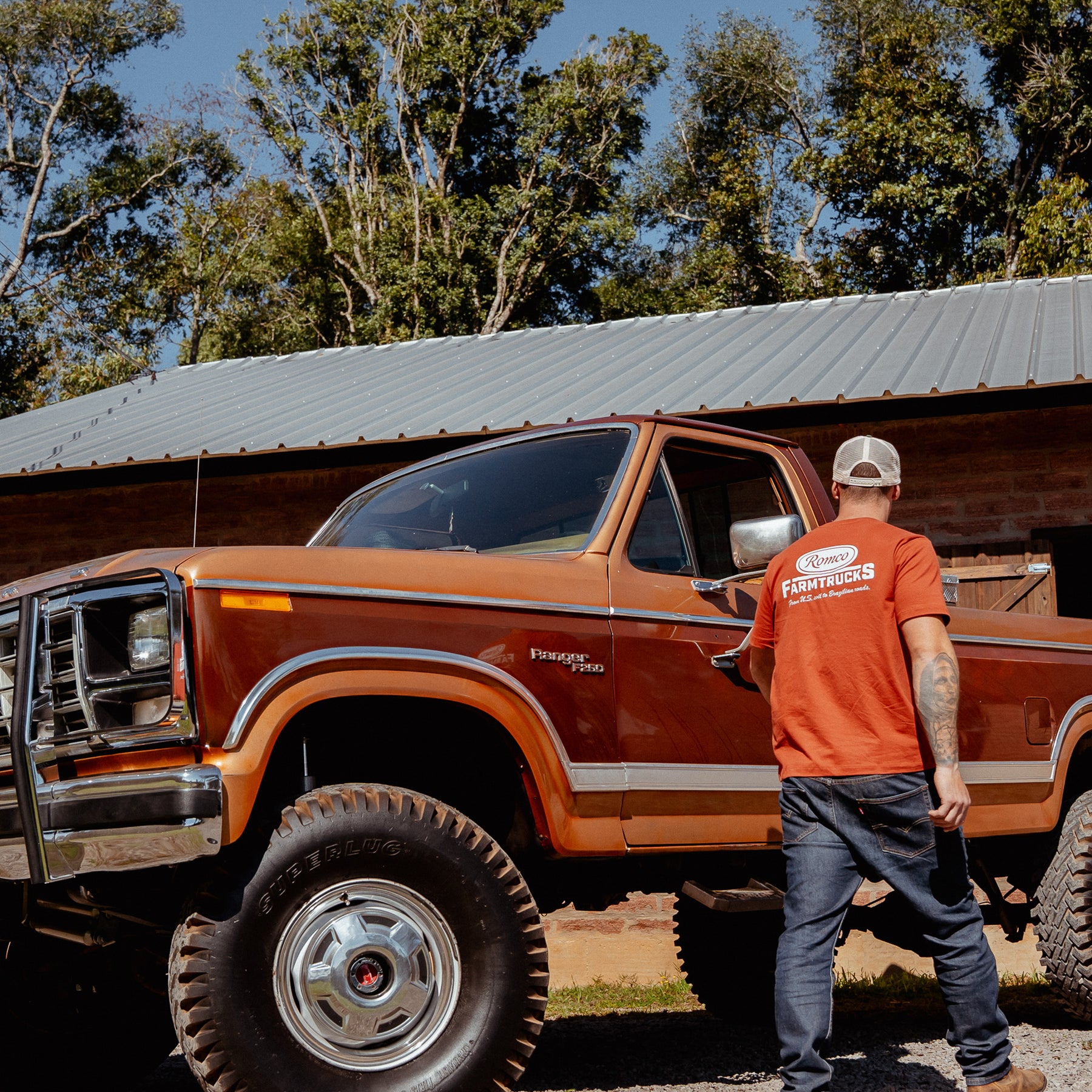 Camiseta Farmer Brown Romco X Farmtrucks