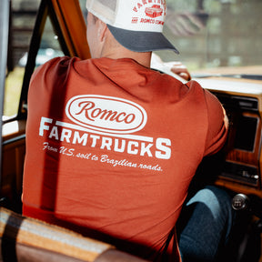 Camiseta Farmer Brown Romco X Farmtrucks