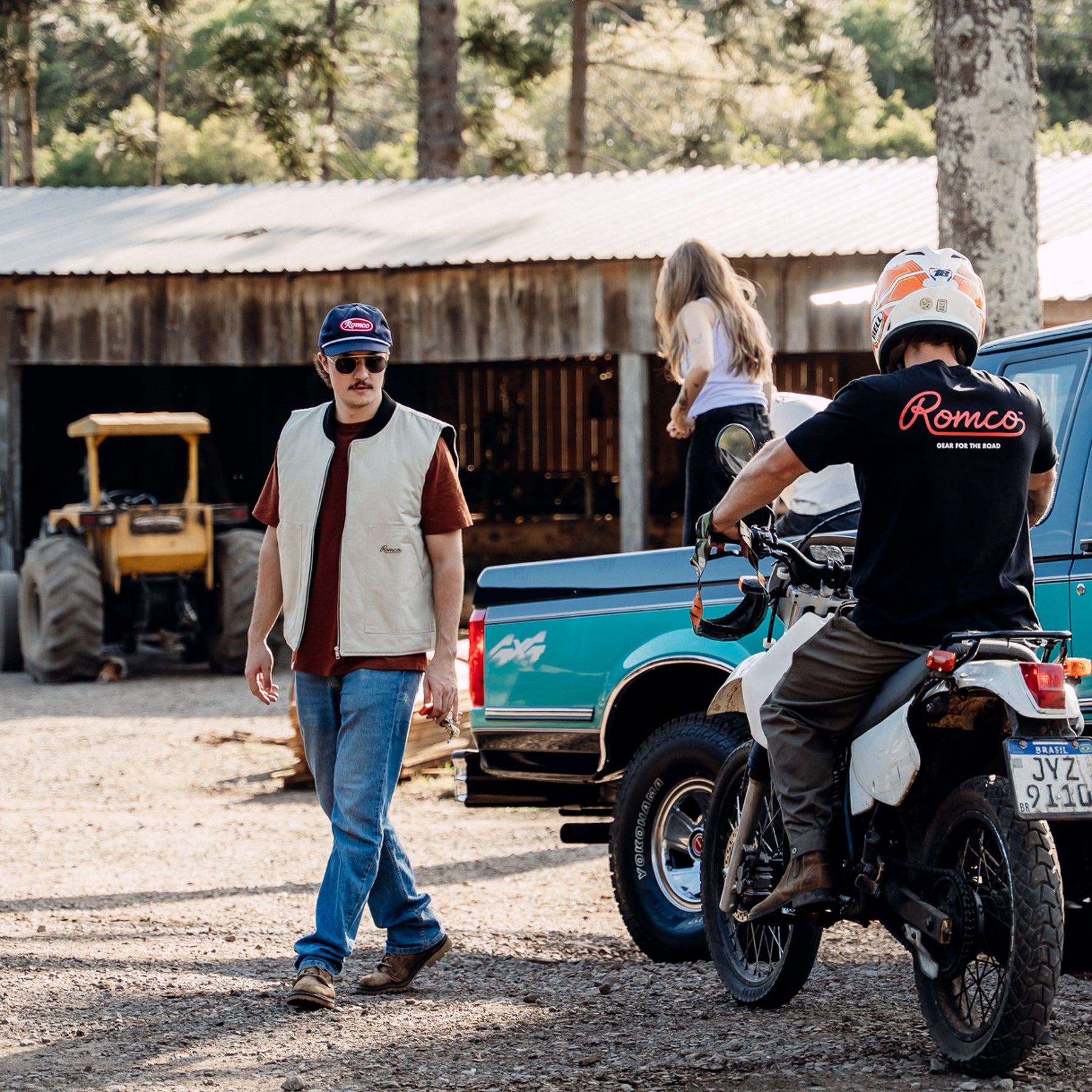 Colete Utilitário Beige