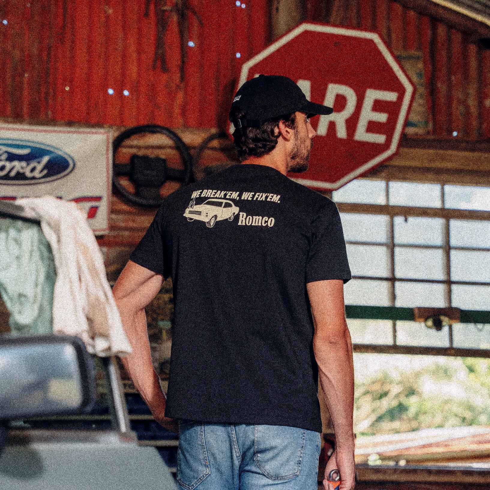 Camiseta Reparos Black