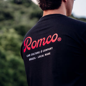 Camiseta Staff Black