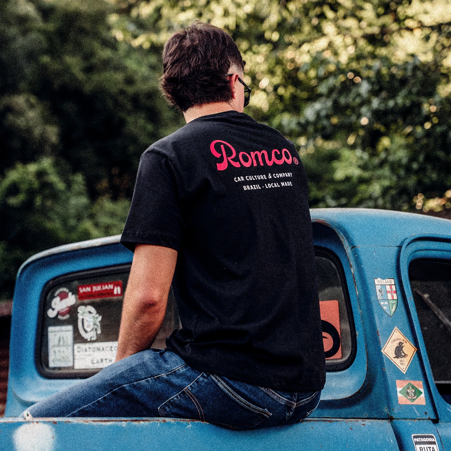 Camiseta Staff Black