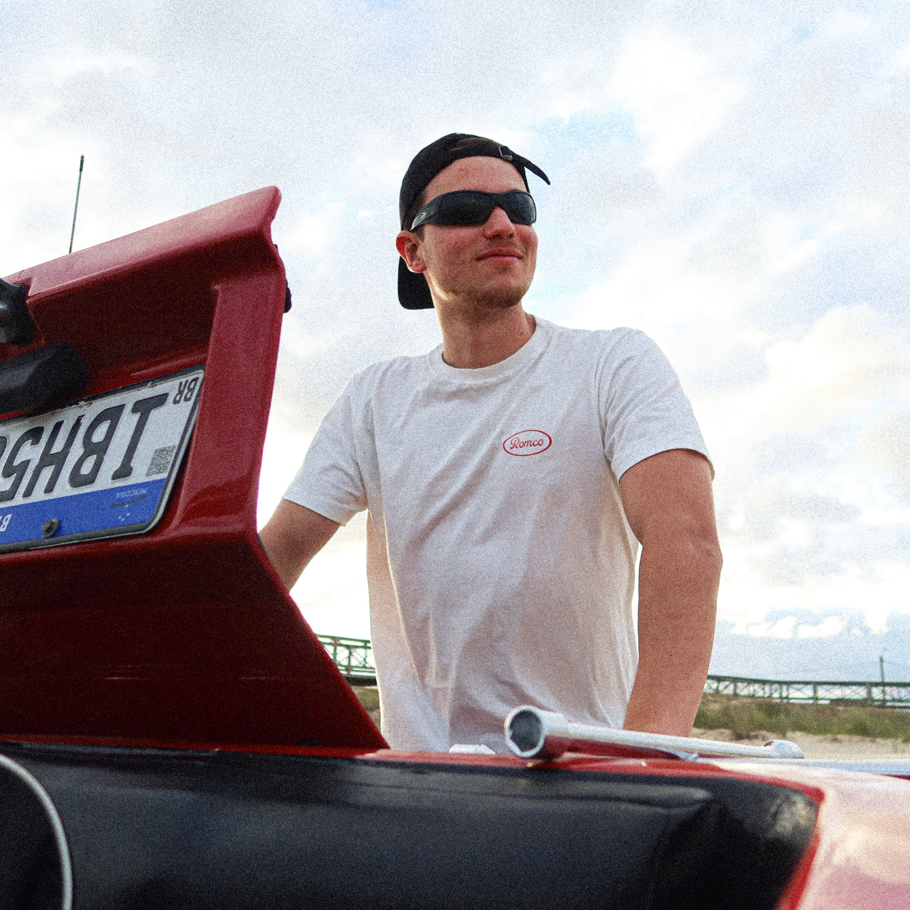 Camiseta Romco Company Off White