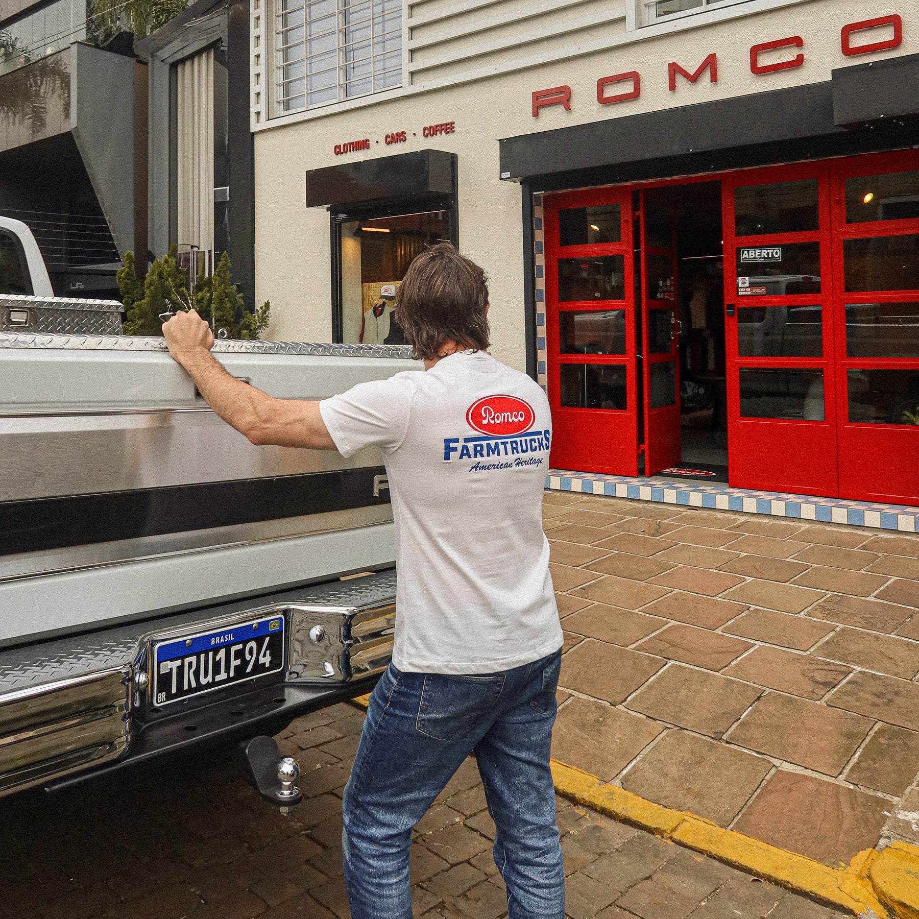 Camiseta Romco X Farmtrucks USA