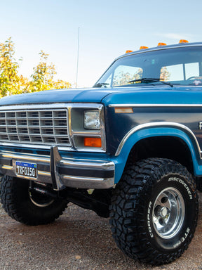 Ford F-150 Bullnose XLT 1984
