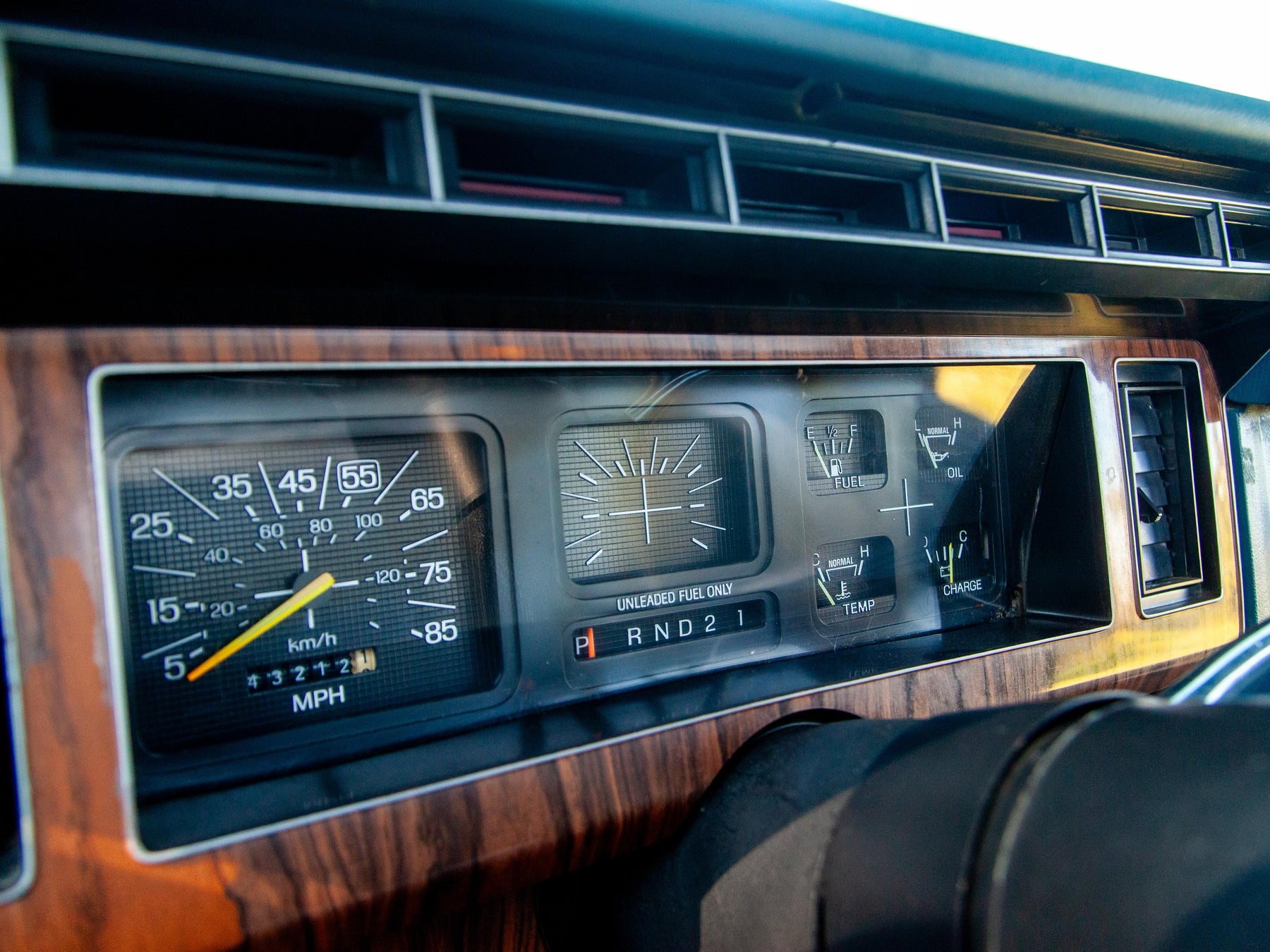Ford F-150 Bullnose XLT 1984